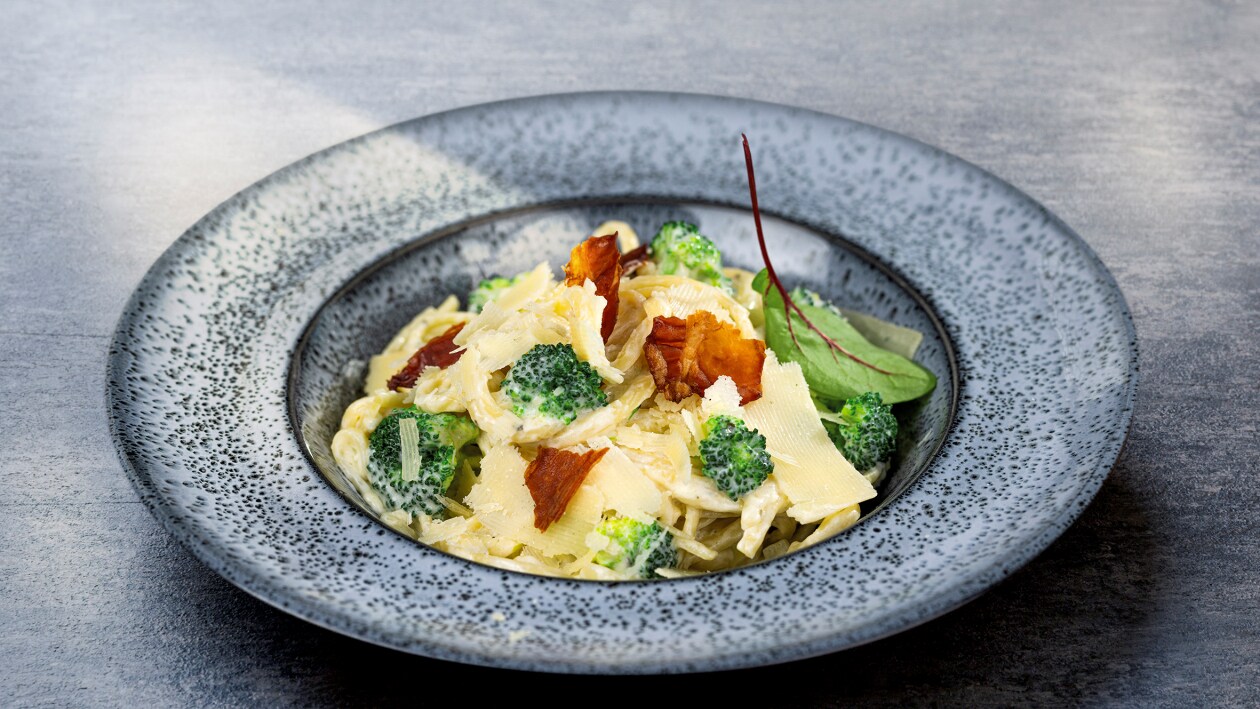 Makaron / brokuły / sos gorgonzola